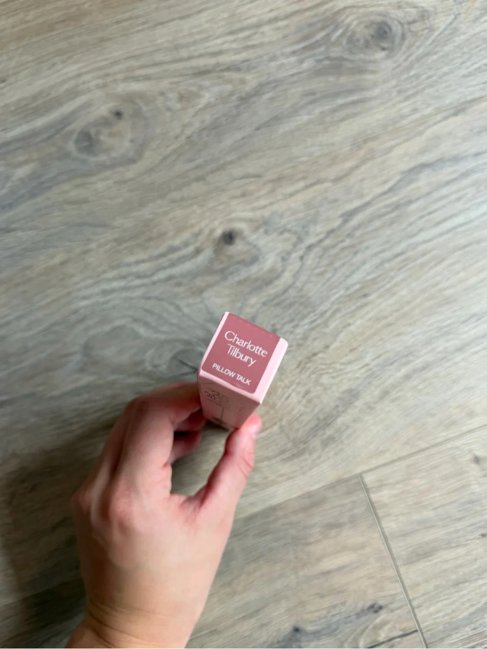 Charlotte Tilbury Matte Beauty Blush Wand Pillow Talk